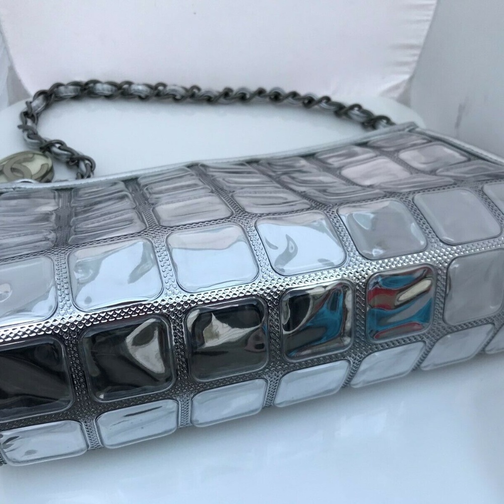Chanel Bag Vinyl Ice Cube Pochette Shining Silver - Picture 6 of 8